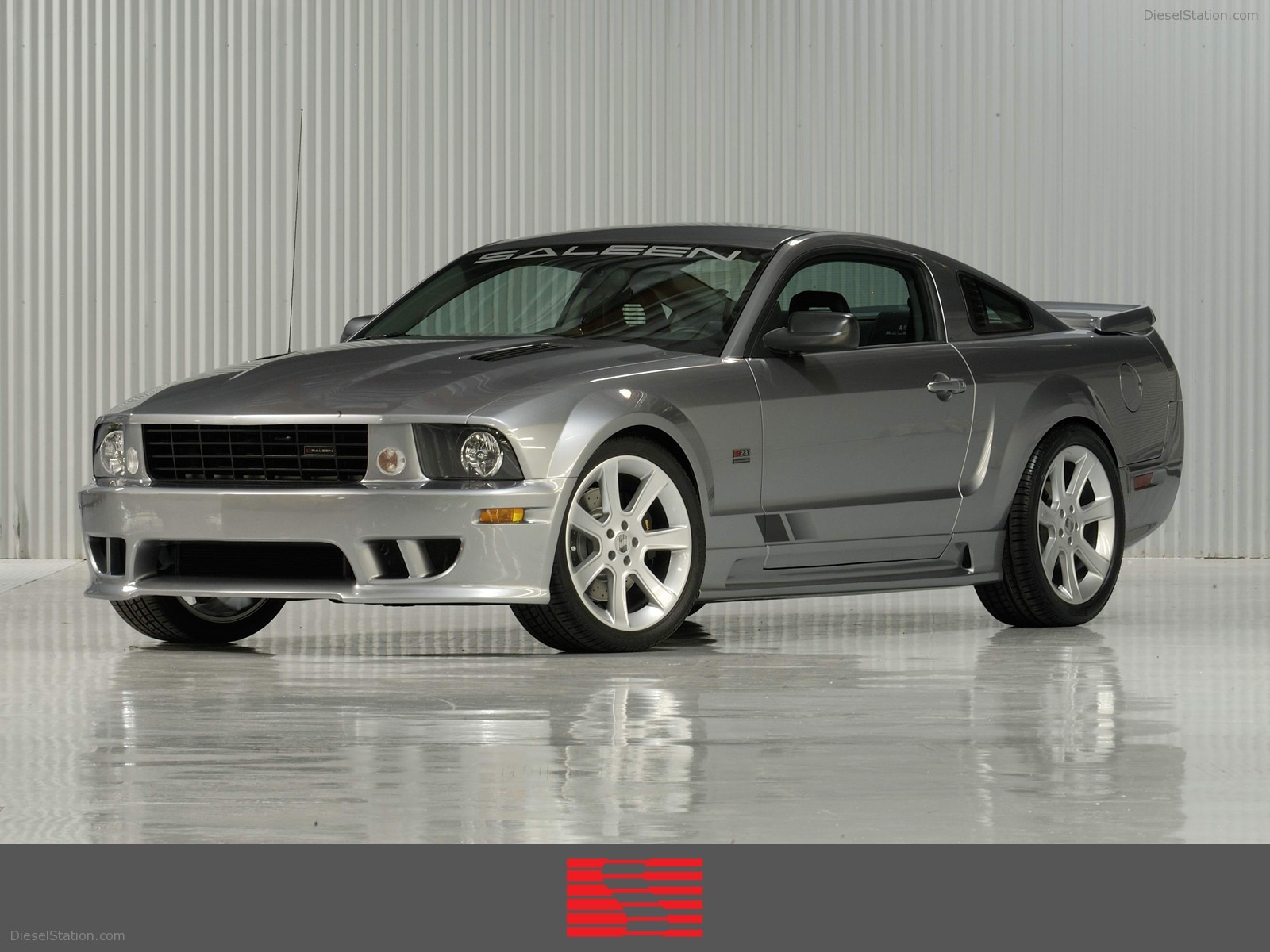Saleen Mustang (2005)